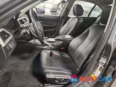 Zdjęcie 7 z 11 samochodu: 2013 BMW 328 XI VIN:WBA3B3G54DNR79960 - miniatura