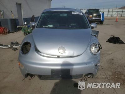 Piąte zdjęcie samochodu w środku: 2002 VOLKSWAGEN NEW BEETLE GLX VIN:3VWDD21C62M422717 - miniatura
