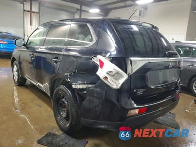 Drugie zdjęcie samochodu z przodu: 2014 MITSUBISHI OUTLANDER ES VIN:JA4AD2A39EZ005675 - miniatura