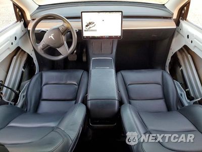 Zdjęcie 8 z 13 samochodu: 2021 TESLA MODEL Y VIN:5YJYGAEE3MF196743 - miniatura