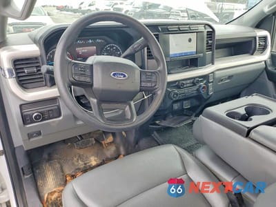 Zdjęcie 8 z 12 samochodu: 2023 FORD F250 SUPER DUTY VIN:1FT7X2BA2PEE04782 - miniatura
