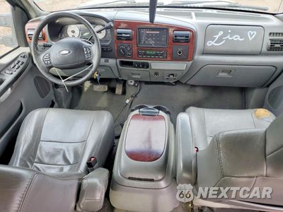 Zdjęcie 8 z 13 samochodu: 2006 FORD F250 SUPER DUTY VIN:1FTSW21P86EC95973 - miniatura