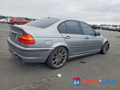 Trzecie zdjęcie samochodu z tyłu: 2005 BMW 330 I VIN:WBAEV534X5KM42280 - miniatura