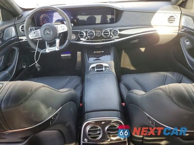 Zdjęcie 8 z 13 samochodu: 2018 MERCEDES-BENZ S 63 AMG 4MATIC VIN:WDDUG8JB1JA417270 - miniatura