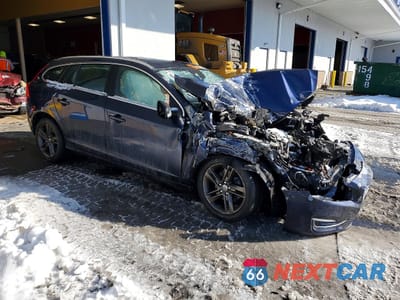 Czwarte zdjęcie samochodu z boku: 2015 VOLVO V60 PREMIER+ VIN:YV140MEC4F1204521 - miniatura