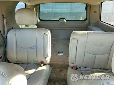 Zdjęcie 10 z 13 samochodu: 2005 GMC YUKON VIN:1GKEK13T75J116622 - miniatura