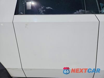 Zdjęcie 10 z 13 samochodu: 2024 TESLA CYBERTRUCK VIN:7G2CEHED7RA014463 - miniatura