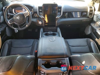 Zdjęcie 8 z 12 samochodu: 2025 RAM 1500 LARAMIE VIN:1C6SRFJP6SN616893 - miniatura