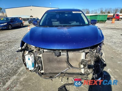 Piąte zdjęcie samochodu w środku: 2020 NISSAN ROGUE VIN:5N1AT2MT0LC753277 - miniatura