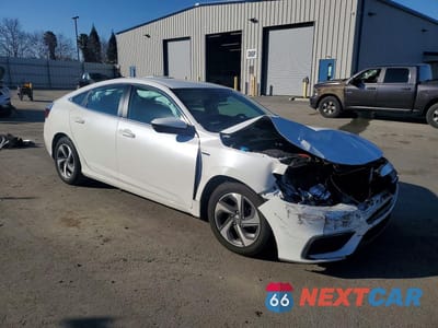 Czwarte zdjęcie samochodu z boku: 2019 HONDA INSIGHT LX VIN:19XZE4F16KE020991 - miniatura