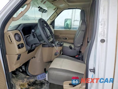 Piąte zdjęcie samochodu w środku: 2025 FORD E350 RV VIN:1FDWE3FN5SDD41854 - miniatura