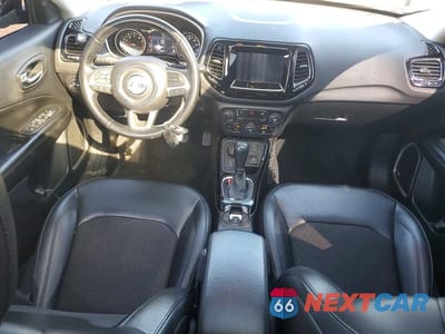 Zdjęcie 8 z 13 samochodu: 2021 JEEP COMPASS LATITUDE VIN:3C4NJDBBXMT599569 - miniatura