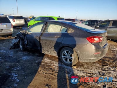 Drugie zdjęcie samochodu z przodu: 2017 CHEVROLET CRUZE LT VIN:1G1BE5SM0H7202257 - miniatura
