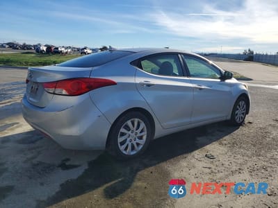 Trzecie zdjęcie samochodu z tyłu: 2011 HYUNDAI ELANTRA GLS VIN:5NPDH4AE4BH047436 - miniatura