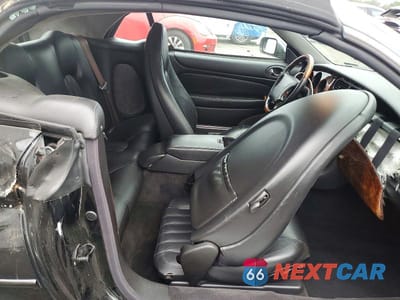 Zdjęcie 10 z 11 samochodu: 1999 JAGUAR XK8 VIN:SAJGX2041XC035598 - miniatura