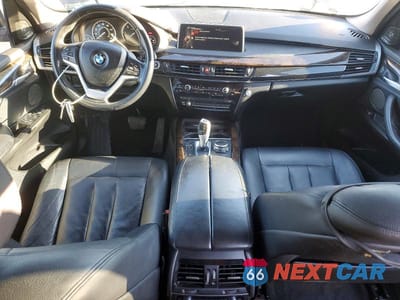 Zdjęcie 8 z 13 samochodu: 2015 BMW X5 XDRIVE35D VIN:5UXKS4C51F0N06686 - miniatura