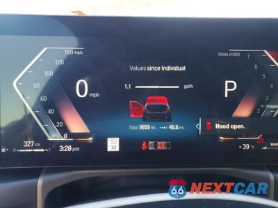 Zdjęcie 9 z 12 samochodu: 2023 BMW 330XI VIN:3MW89FF01P8D17043 - miniatura