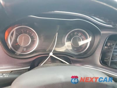 Zdjęcie 9 z 11 samochodu: 2016 DODGE CHALLENGER SXT VIN:2C3CDZAG8GH184597 - miniatura