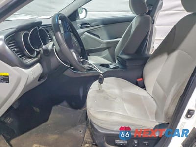Zdjęcie 7 z 12 samochodu: 2014 KIA OPTIMA LX VIN:KNAGM4A79E5469990 - miniatura