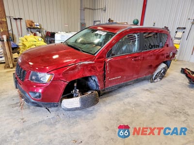 2015 JEEP COMPASS LATITUDE 1C4NJDEB0FD357040 - główne zdjęcie licytacji z USA - miniatura