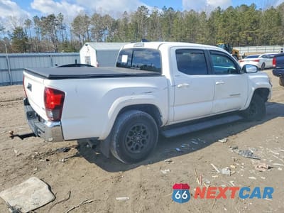 Trzecie zdjęcie samochodu z tyłu: 2021 TOYOTA TACOMA SR5 V6 VIN:3TMAZ5CN7MM152925 - miniatura