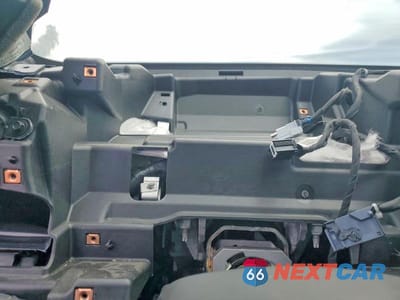 Zdjęcie 9 z 13 samochodu: 2016 CADILLAC CTS-V VIN:1G6A15S67G0191588 - miniatura