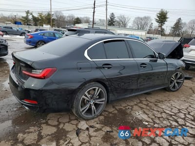 Trzecie zdjęcie samochodu z tyłu: 2024 BMW 330XI VIN:3MW89FF01R8D96152 - miniatura