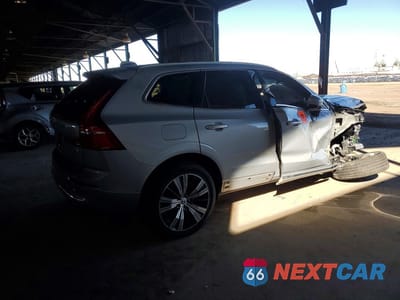 Trzecie zdjęcie samochodu z tyłu: 2022 VOLVO XC60 B5 INSCRIPTION VIN:YV4L12DL3N1981854 - miniatura