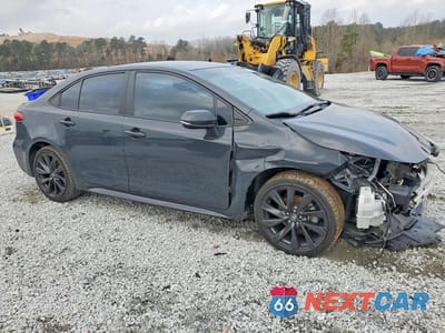 Czwarte zdjęcie samochodu z boku: 2023 TOYOTA COROLLA SE VIN:5YFS4MCE4PP155811 - miniatura