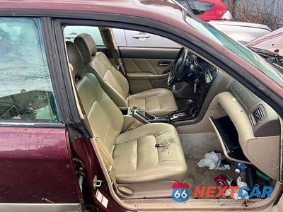 Piąte zdjęcie samochodu w środku: 2001 SUBARU LEGACY OUTBACK LIMITED VIN:4S3BH686X17660410 - miniatura