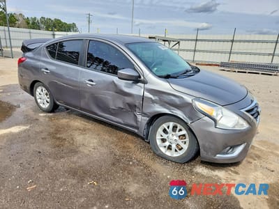 Czwarte zdjęcie samochodu z boku: 2018 NISSAN VERSA SV VIN:3N1CN7AP0JL839186 - miniatura