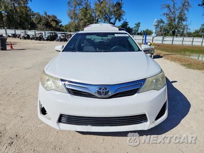 Piąte zdjęcie samochodu w środku: 2014 TOYOTA CAMRY LE VIN:4T1BF1FK0EU382001 - miniatura