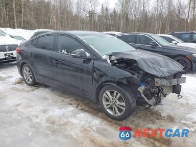 Czwarte zdjęcie samochodu z boku: 2017 HYUNDAI ELANTRA SE VIN:KMHD84LF4HU276232 - miniatura