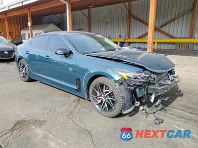 Czwarte zdjęcie samochodu z boku: 2023 KIA STINGER GT LINE VIN:KNAE35LD3P6128701 - miniatura