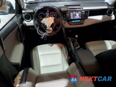 Zdjęcie 8 z 13 samochodu: 2017 TOYOTA RAV4 LIMITED VIN:2T3DFREV7HW637371 - miniatura