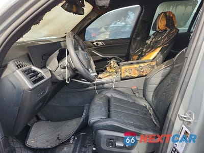 Zdjęcie 7 z 13 samochodu: 2025 BMW X5 XDRIVE40I VIN:5UX23EU01S9Y20947 - miniatura