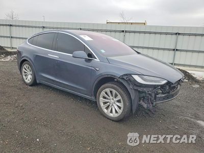 Zdjęcie 7 z 26 samochodu: 2018 TESLA MODEL X VIN:5YJXCDE23JF114147 - miniatura
