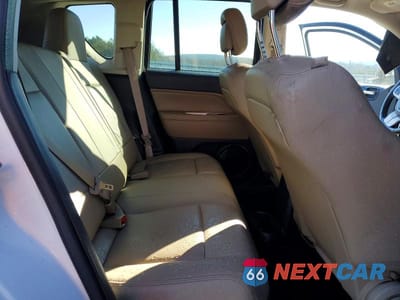 Zdjęcie 11 z 12 samochodu: 2016 JEEP COMPASS LATITUDE VIN:1C4NJDEB7GD672869 - miniatura