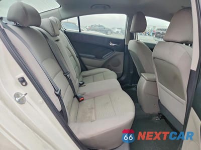Zdjęcie 10 z 12 samochodu: 2014 KIA FORTE LX VIN:KNAFX4A67E5232912 - miniatura