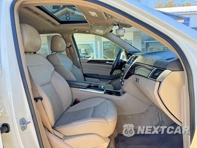 Piąte zdjęcie samochodu w środku: 2012 MERCEDES-BENZ ML 350 4MATIC VIN:4JGDA5HB4CA053991 - miniatura