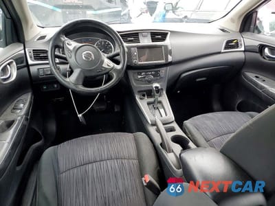 Zdjęcie 8 z 12 samochodu: 2019 NISSAN SENTRA S VIN:3N1AB7AP4KL629076 - miniatura