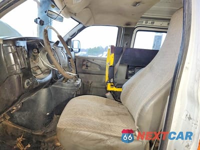 Zdjęcie 7 z 13 samochodu: 2014 CHEVROLET EXPRESS G2500 VIN:1GCWGFBA4E1130573 - miniatura