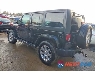Drugie zdjęcie samochodu z przodu: 2017 JEEP WRANGLER UNLIMITED SAHARA VIN:1C4BJWEG5HL723013 - miniatura