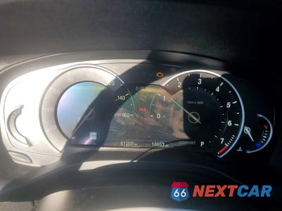 Zdjęcie 9 z 13 samochodu: 2019 BMW X3 XDRIVE30I VIN:5UXTR9C54KLE21379 - miniatura