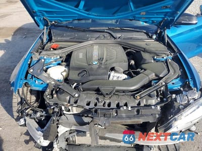 Zdjęcie 11 z 12 samochodu: 2016 BMW M2 VIN:WBS1H9C54GV351850 - miniatura