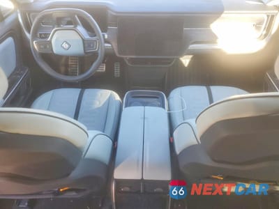 Zdjęcie 8 z 14 samochodu: 2024 RIVIAN R1S ADVENTURE VIN:7PDSGABA8RN039136 - miniatura