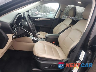 Zdjęcie 7 z 13 samochodu: 2022 FORD ESCAPE SEL VIN:1FMCU9CZ8NUA66291 - miniatura