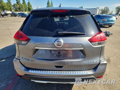 Zdjęcie 6 z 13 samochodu: 2018 NISSAN ROGUE S VIN:JN8AT2MT1JW469693 - miniatura
