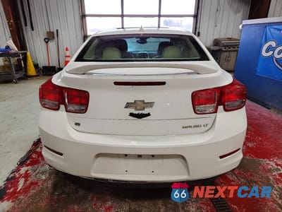 Zdjęcie 6 z 12 samochodu: 2015 CHEVROLET MALIBU 1LT VIN:1G11C5SL3FU116772 - miniatura