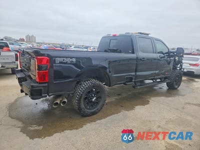 Trzecie zdjęcie samochodu z tyłu: 2024 FORD F350 SUPER DUTY VIN:1FT8W3BMXREF93949 - miniatura